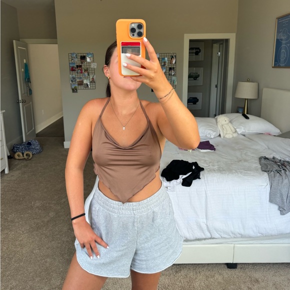 Cropped Tank - Picture 3 of 3